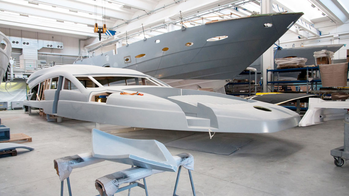 Pièce caoutchouc pour l'industrie du nautisme